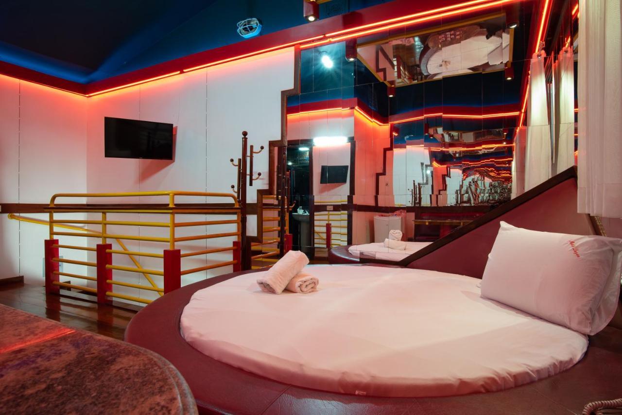 Motel Fantasy 5 ベロ・オリゾンテ エクステリア 写真
