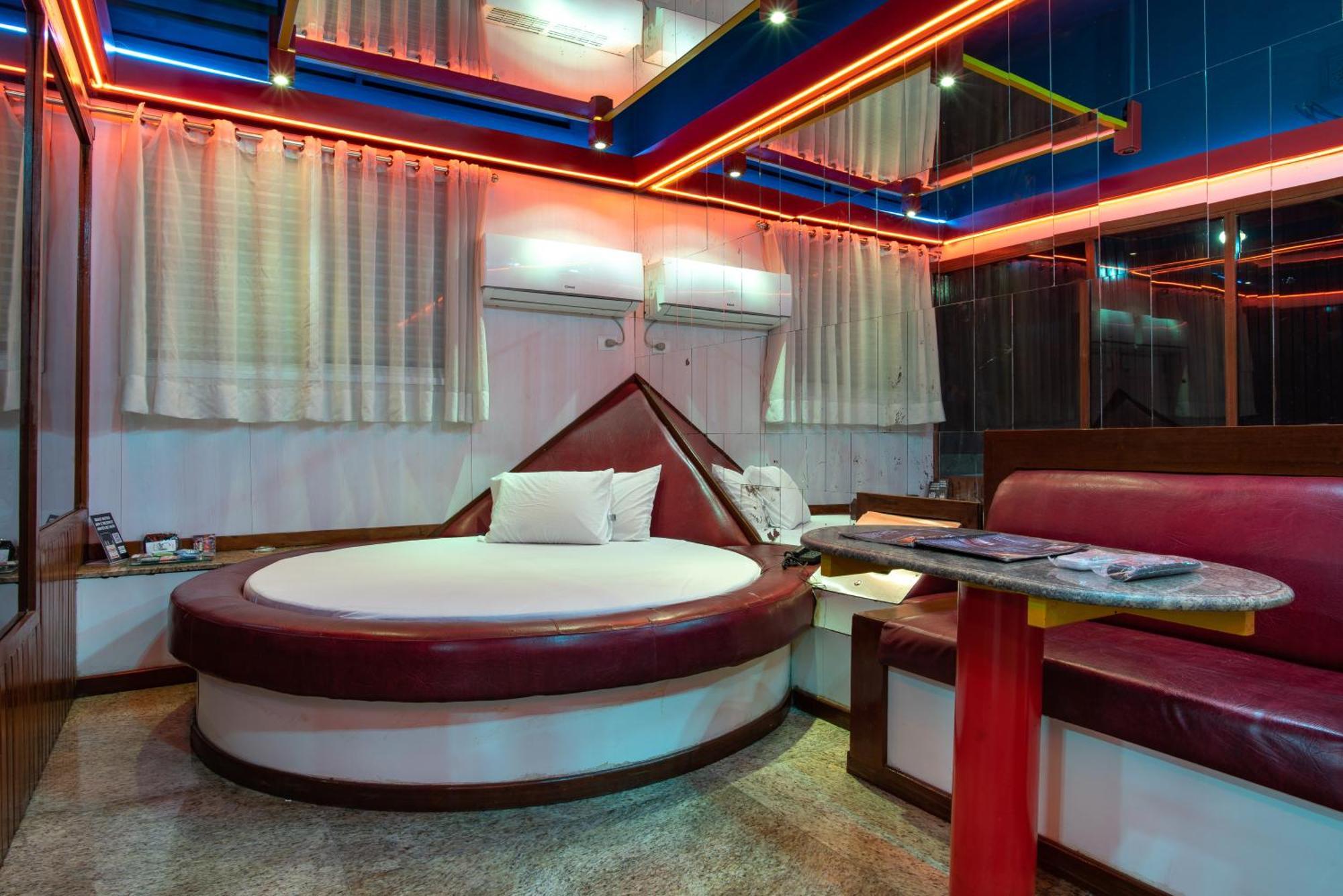 Motel Fantasy 5 ベロ・オリゾンテ エクステリア 写真