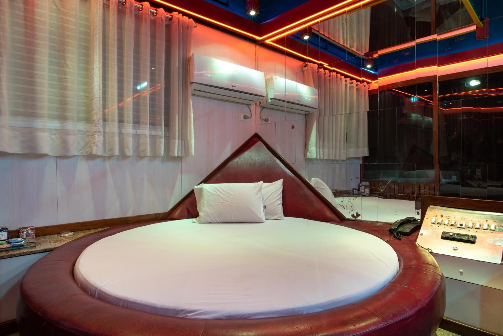 Motel Fantasy 5 ベロ・オリゾンテ エクステリア 写真