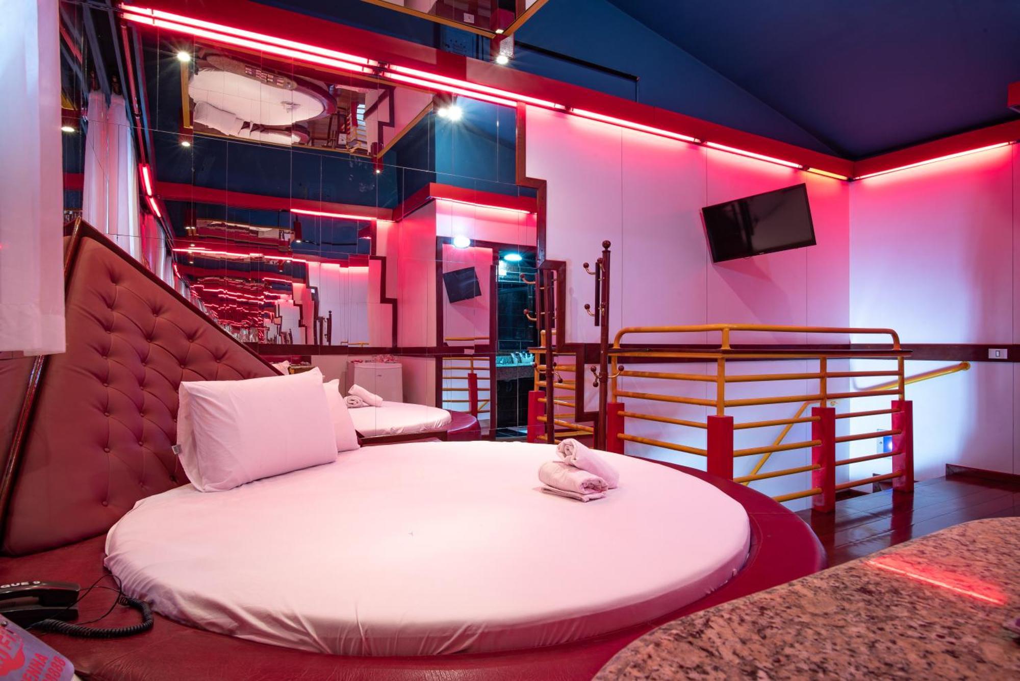 Motel Fantasy 5 ベロ・オリゾンテ エクステリア 写真